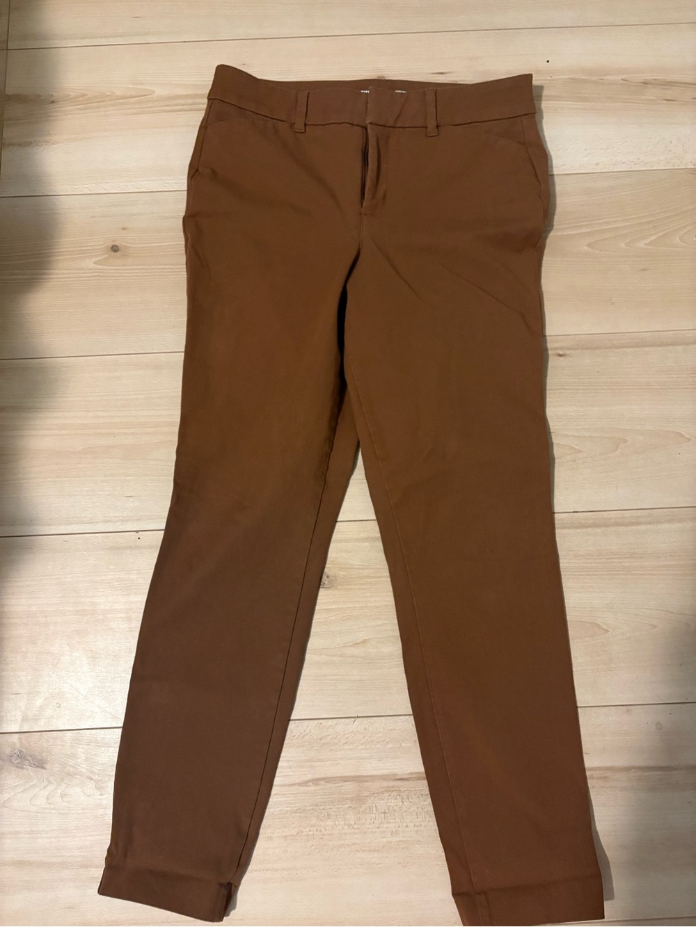 Old Navy Women’s Skinny Work Pants - Chestnut Brown